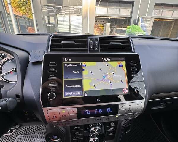 Белый Тойота Ленд Крузер Прадо, объемом двигателя 2.76 л и пробегом 130 тыс. км за 49599 $, фото 29 на Automoto.ua