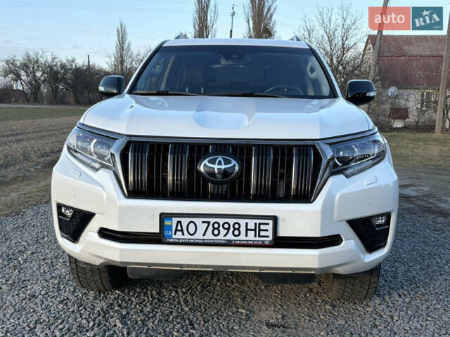 Белый Тойота Ленд Крузер Прадо, объемом двигателя 2.76 л и пробегом 85 тыс. км за 47900 $, фото 16 на Automoto.ua