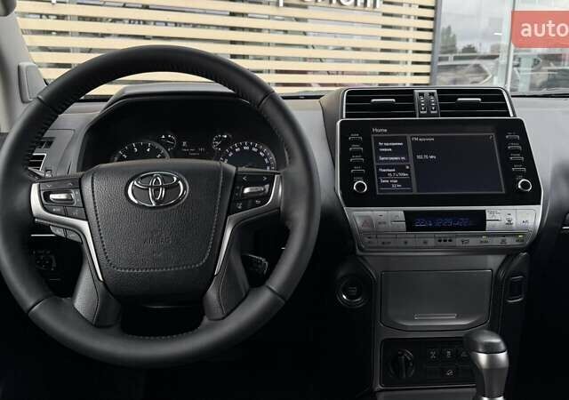 Белый Тойота Ленд Крузер Прадо, объемом двигателя 3.96 л и пробегом 78 тыс. км за 43500 $, фото 9 на Automoto.ua