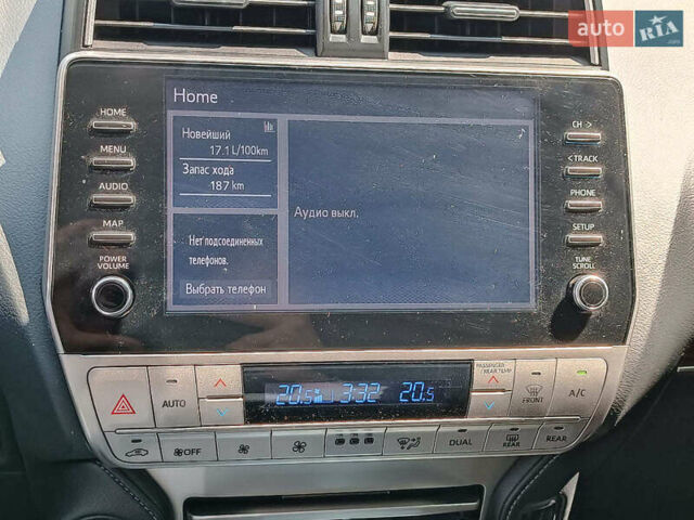 Белый Тойота Ленд Крузер Прадо, объемом двигателя 4 л и пробегом 46 тыс. км за 42990 $, фото 27 на Automoto.ua