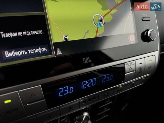 Белый Тойота Ленд Крузер Прадо, объемом двигателя 3.96 л и пробегом 43 тыс. км за 56500 $, фото 54 на Automoto.ua