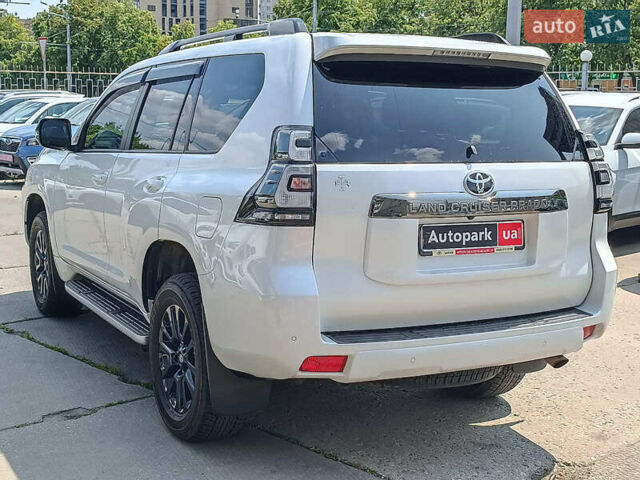 Белый Тойота Ленд Крузер Прадо, объемом двигателя 4 л и пробегом 46 тыс. км за 42990 $, фото 8 на Automoto.ua