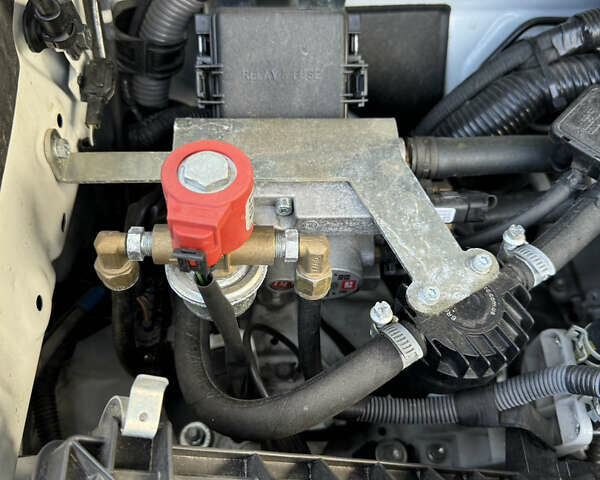 Белый Тойота Ленд Крузер Прадо, объемом двигателя 4 л и пробегом 22 тыс. км за 54999 $, фото 87 на Automoto.ua