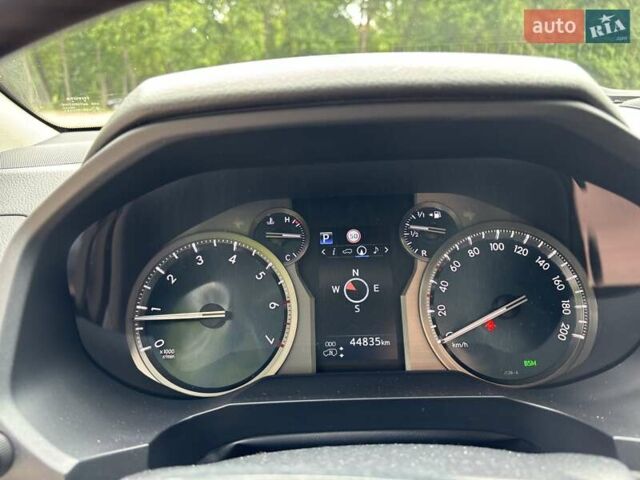 Тойота Ленд Крузер Прадо 2021 в Сумах на Automoto.ua Белый Тойота Ленд Крузер Прадо, объемом двигателя 3.96 л и пробегом 45 тыс. км за 53499 $, фото 26 на Automoto.ua