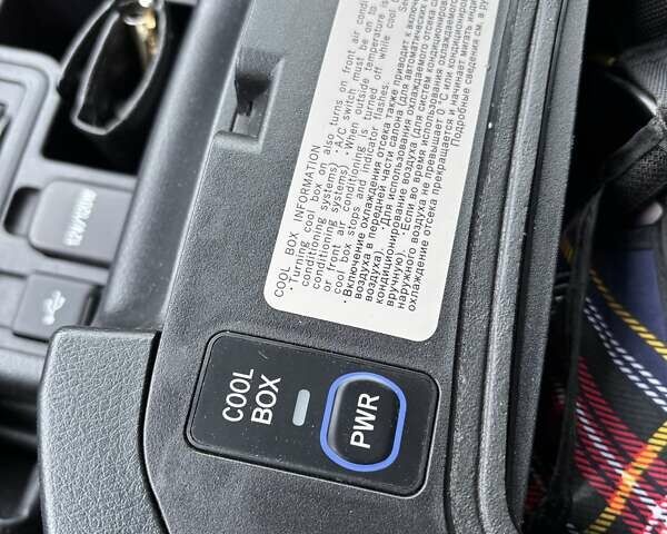 Тойота Ленд Крузер Прадо 2021 в Сумах на Automoto.ua Белый Тойота Ленд Крузер Прадо, объемом двигателя 3.96 л и пробегом 45 тыс. км за 53499 $, фото 33 на Automoto.ua