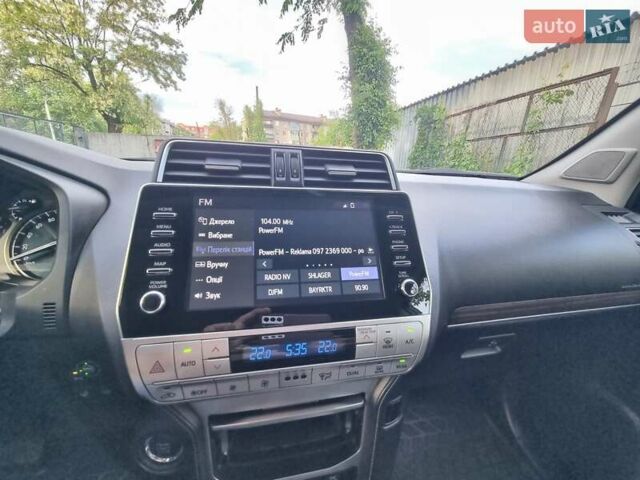 Белый Тойота Ленд Крузер Прадо, объемом двигателя 3.96 л и пробегом 108 тыс. км за 46000 $, фото 16 на Automoto.ua