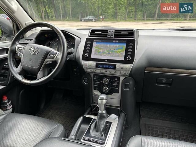 Тойота Ленд Крузер Прадо 2021 в Сумах на Automoto.ua Белый Тойота Ленд Крузер Прадо, объемом двигателя 3.96 л и пробегом 45 тыс. км за 53499 $, фото 41 на Automoto.ua
