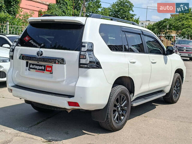 Белый Тойота Ленд Крузер Прадо, объемом двигателя 4 л и пробегом 46 тыс. км за 42990 $, фото 12 на Automoto.ua