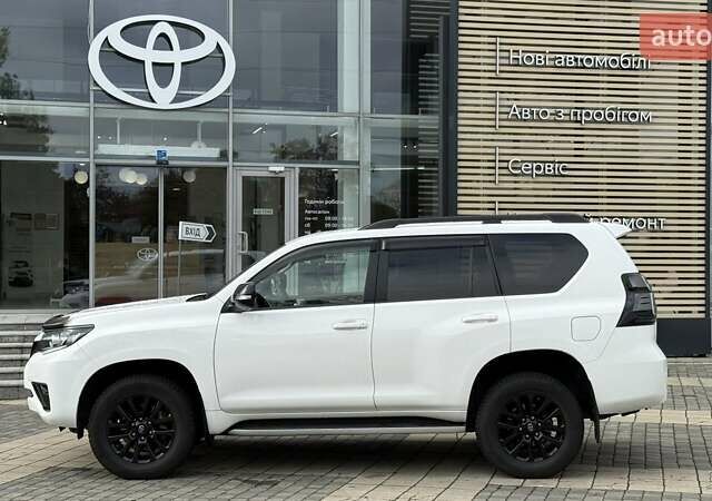 Белый Тойота Ленд Крузер Прадо, объемом двигателя 3.96 л и пробегом 78 тыс. км за 43500 $, фото 1 на Automoto.ua
