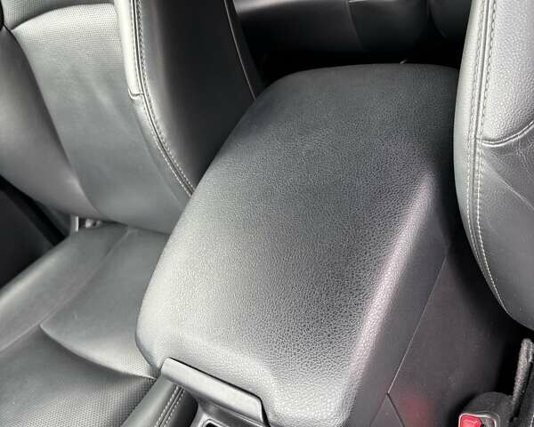 Тойота Ленд Крузер Прадо 2021 в Сумах на Automoto.ua Белый Тойота Ленд Крузер Прадо, объемом двигателя 3.96 л и пробегом 45 тыс. км за 53499 $, фото 34 на Automoto.ua