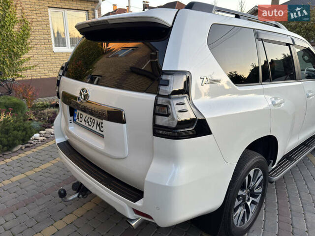 Белый Тойота Ленд Крузер Прадо, объемом двигателя 3.96 л и пробегом 80 тыс. км за 47500 $, фото 28 на Automoto.ua