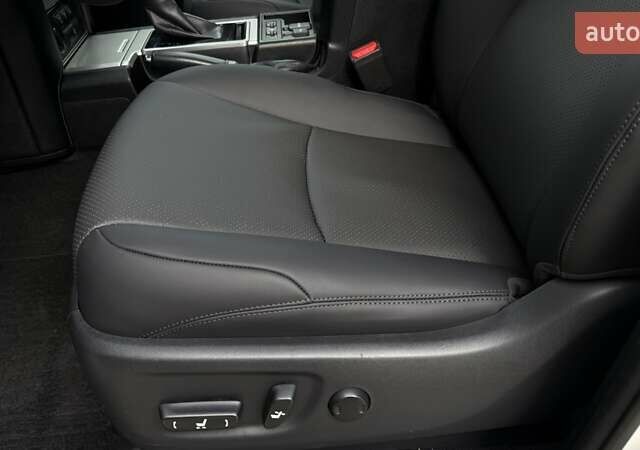 Белый Тойота Ленд Крузер Прадо, объемом двигателя 3.96 л и пробегом 78 тыс. км за 43500 $, фото 7 на Automoto.ua