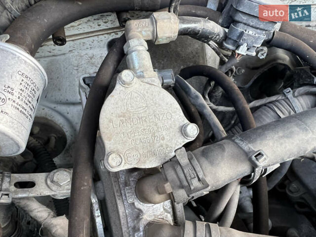 Белый Тойота Ленд Крузер Прадо, объемом двигателя 3.96 л и пробегом 73 тыс. км за 44500 $, фото 33 на Automoto.ua