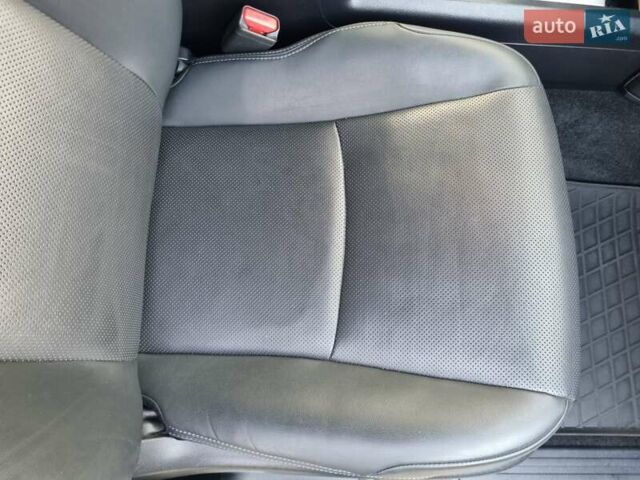 Белый Тойота Ленд Крузер Прадо, объемом двигателя 3.96 л и пробегом 108 тыс. км за 46000 $, фото 28 на Automoto.ua