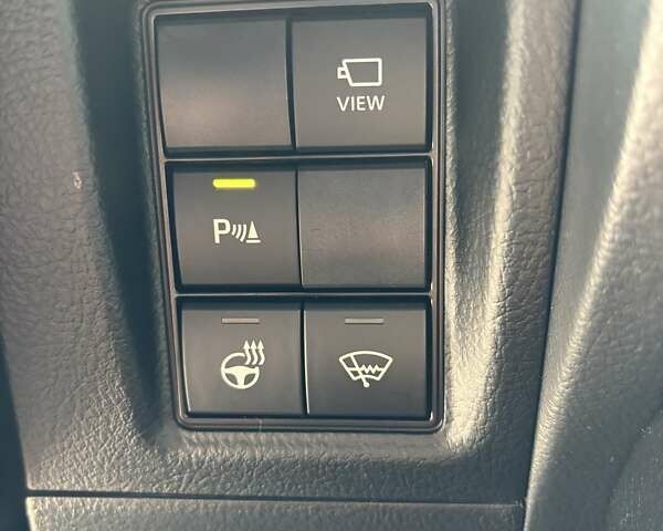 Тойота Ленд Крузер Прадо 2021 в Сумах на Automoto.ua Белый Тойота Ленд Крузер Прадо, объемом двигателя 3.96 л и пробегом 45 тыс. км за 53499 $, фото 28 на Automoto.ua