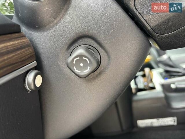 Тойота Ленд Крузер Прадо 2021 в Сумах на Automoto.ua Белый Тойота Ленд Крузер Прадо, объемом двигателя 3.96 л и пробегом 45 тыс. км за 53499 $, фото 36 на Automoto.ua