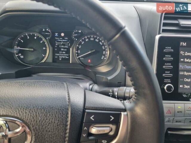 Белый Тойота Ленд Крузер Прадо, объемом двигателя 3.96 л и пробегом 108 тыс. км за 46000 $, фото 31 на Automoto.ua