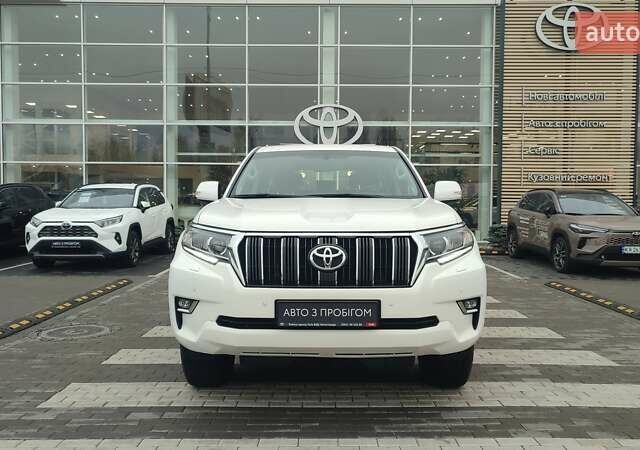 Белый Тойота Ленд Крузер Прадо, объемом двигателя 2.76 л и пробегом 94 тыс. км за 43250 $, фото 4 на Automoto.ua