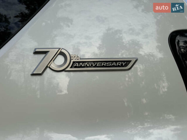 Белый Тойота Ленд Крузер Прадо, объемом двигателя 4 л и пробегом 22 тыс. км за 54999 $, фото 31 на Automoto.ua