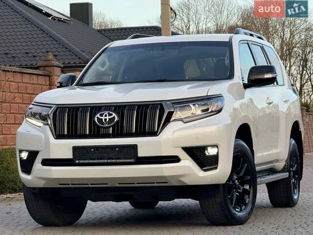 Белый Тойота Ленд Крузер Прадо, объемом двигателя 2.76 л и пробегом 37 тыс. км за 49900 $, фото 69 на Automoto.ua