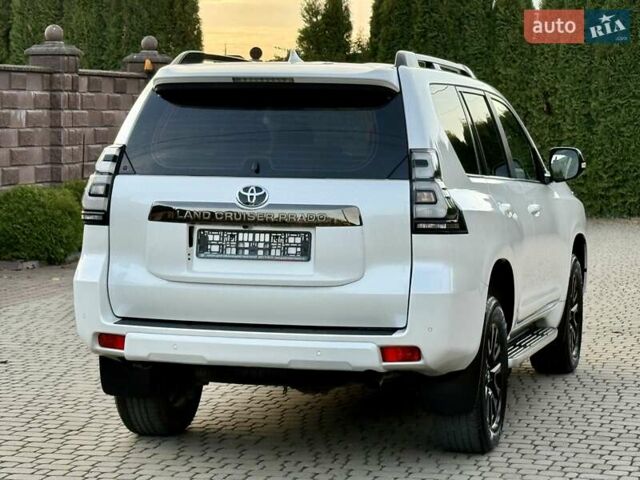 Белый Тойота Ленд Крузер Прадо, объемом двигателя 2.76 л и пробегом 37 тыс. км за 49900 $, фото 65 на Automoto.ua