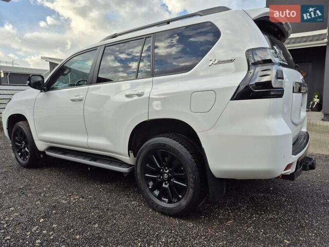 Белый Тойота Ленд Крузер Прадо, объемом двигателя 3.96 л и пробегом 71 тыс. км за 50900 $, фото 5 на Automoto.ua