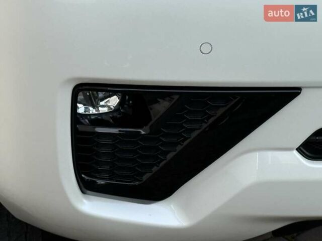 Белый Тойота Ленд Крузер Прадо, объемом двигателя 2.76 л и пробегом 37 тыс. км за 49900 $, фото 42 на Automoto.ua