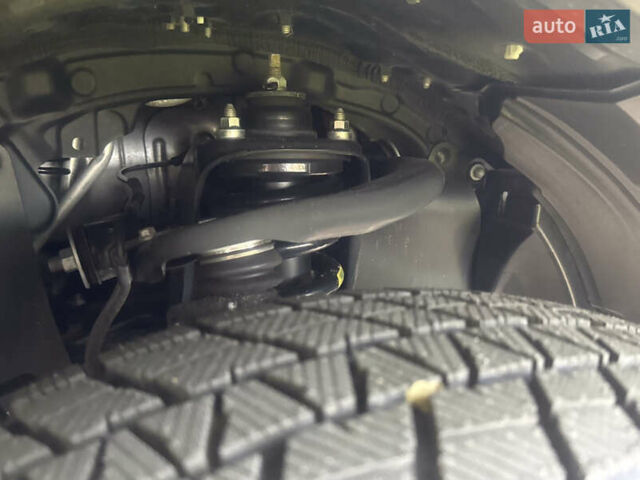 Белый Тойота Ленд Крузер Прадо, объемом двигателя 2.76 л и пробегом 28 тыс. км за 55500 $, фото 34 на Automoto.ua