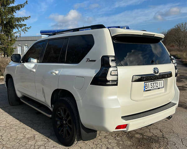 Белый Тойота Ленд Крузер Прадо, объемом двигателя 3.96 л и пробегом 134 тыс. км за 42900 $, фото 24 на Automoto.ua