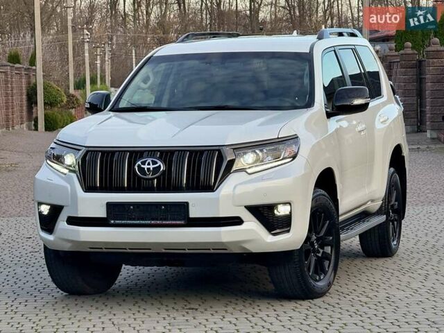 Белый Тойота Ленд Крузер Прадо, объемом двигателя 2.76 л и пробегом 37 тыс. км за 49900 $, фото 88 на Automoto.ua