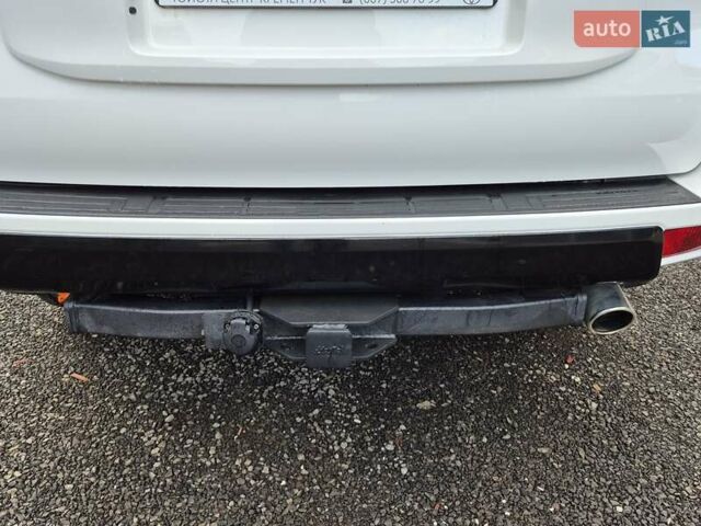 Белый Тойота Ленд Крузер Прадо, объемом двигателя 3.96 л и пробегом 73 тыс. км за 50900 $, фото 19 на Automoto.ua