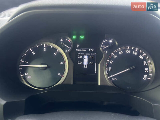 Белый Тойота Ленд Крузер Прадо, объемом двигателя 2.76 л и пробегом 28 тыс. км за 55500 $, фото 85 на Automoto.ua