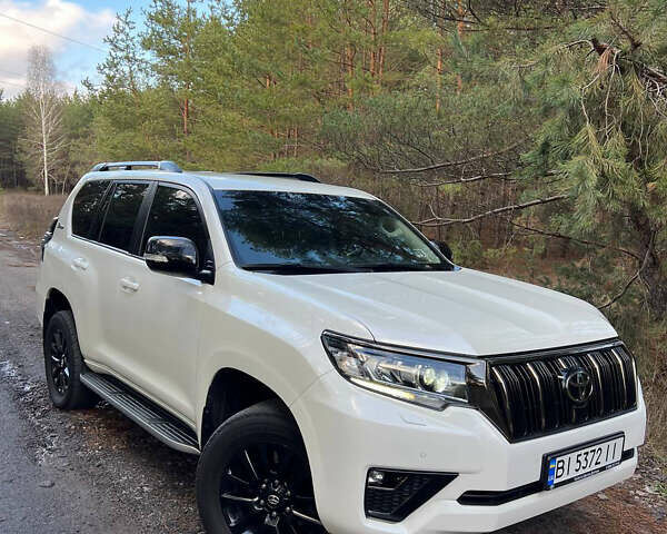 Белый Тойота Ленд Крузер Прадо, объемом двигателя 3.96 л и пробегом 134 тыс. км за 42900 $, фото 12 на Automoto.ua
