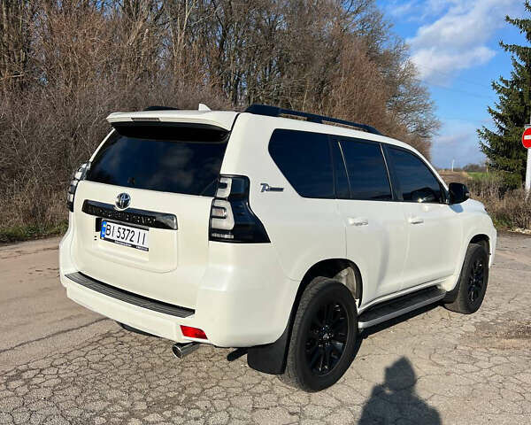 Белый Тойота Ленд Крузер Прадо, объемом двигателя 3.96 л и пробегом 134 тыс. км за 42900 $, фото 47 на Automoto.ua