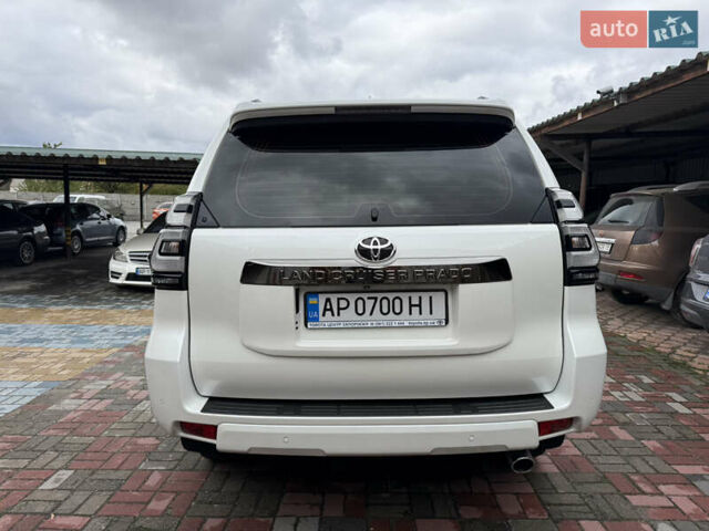 Тойота Ленд Крузер Прадо 2022 в Запорожье на Automoto.ua Белый Тойота Ленд Крузер Прадо, объемом двигателя 3.96 л и пробегом 15 тыс. км за 55000 $, фото 5 на Automoto.ua