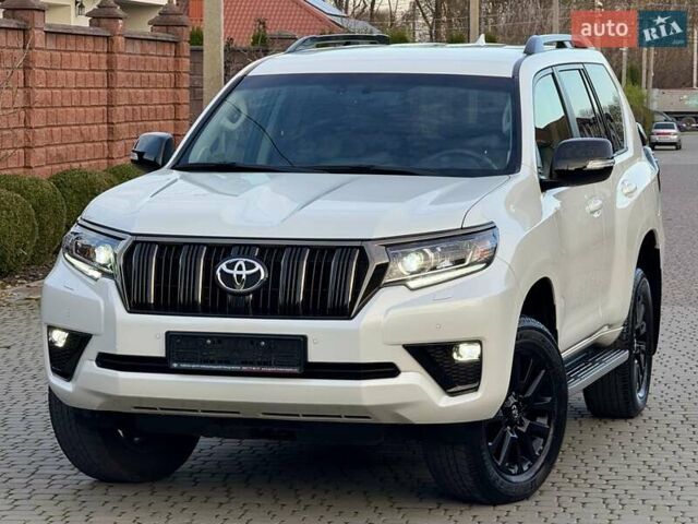 Белый Тойота Ленд Крузер Прадо, объемом двигателя 2.76 л и пробегом 37 тыс. км за 49900 $, фото 79 на Automoto.ua