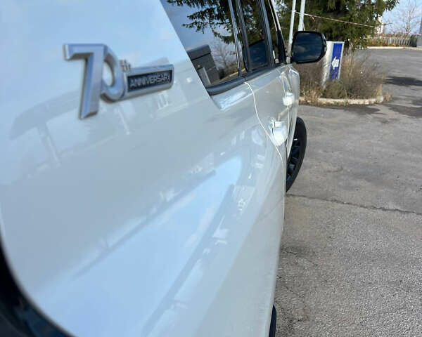 Белый Тойота Ленд Крузер Прадо, объемом двигателя 3.96 л и пробегом 134 тыс. км за 42900 $, фото 20 на Automoto.ua