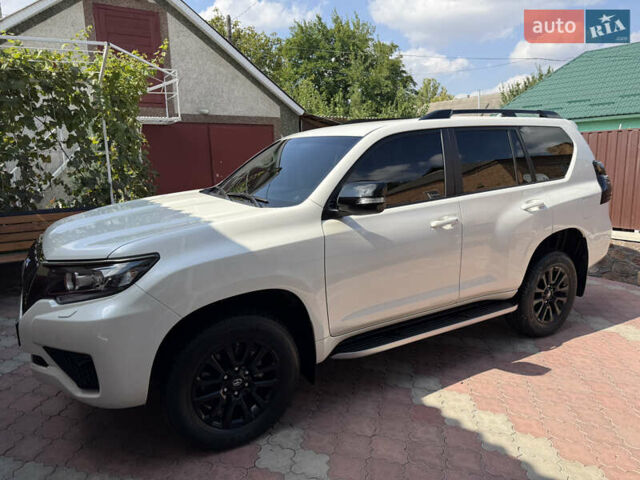 Білий Тойота Ленд Крузер Прадо, об'ємом двигуна 2.8 л та пробігом 9 тис. км за 55500 $, фото 3 на Automoto.ua
