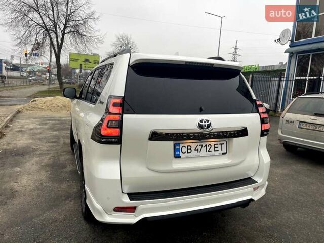 Білий Тойота Ленд Крузер Прадо, об'ємом двигуна 2.76 л та пробігом 15 тис. км за 51000 $, фото 5 на Automoto.ua