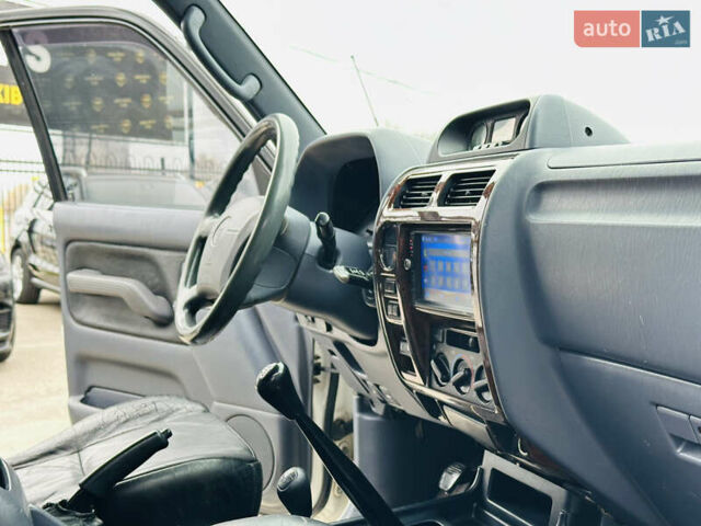 Бежевый Тойота Ленд Крузер Прадо, объемом двигателя 3.4 л и пробегом 182 тыс. км за 9500 $, фото 22 на Automoto.ua