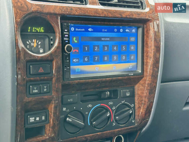 Бежевый Тойота Ленд Крузер Прадо, объемом двигателя 3.4 л и пробегом 182 тыс. км за 9500 $, фото 28 на Automoto.ua