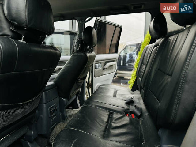 Бежевый Тойота Ленд Крузер Прадо, объемом двигателя 3.4 л и пробегом 182 тыс. км за 9500 $, фото 15 на Automoto.ua