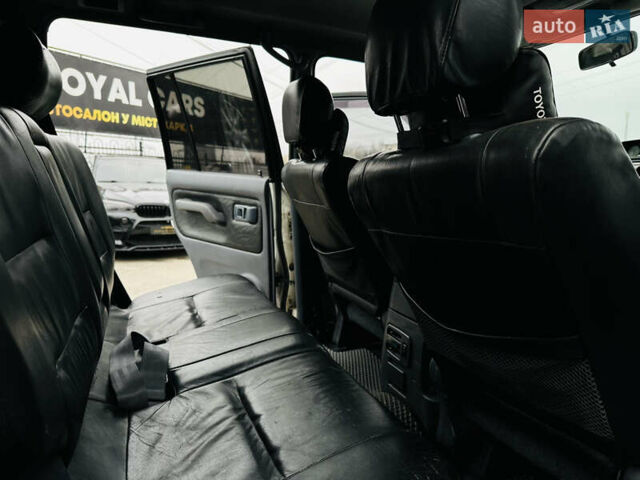 Бежевый Тойота Ленд Крузер Прадо, объемом двигателя 3.4 л и пробегом 182 тыс. км за 9500 $, фото 17 на Automoto.ua