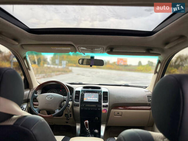 Бежевый Тойота Ленд Крузер Прадо, объемом двигателя 4 л и пробегом 265 тыс. км за 10750 $, фото 14 на Automoto.ua