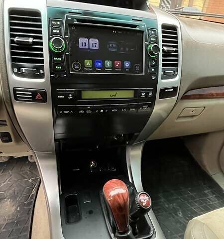 Бежевый Тойота Ленд Крузер Прадо, объемом двигателя 4 л и пробегом 513 тыс. км за 12000 $, фото 13 на Automoto.ua