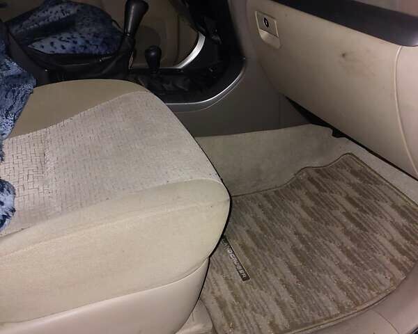 Бежевий Тойота Ленд Крузер Прадо, об'ємом двигуна 2.7 л та пробігом 105 тис. км за 14800 $, фото 1 на Automoto.ua