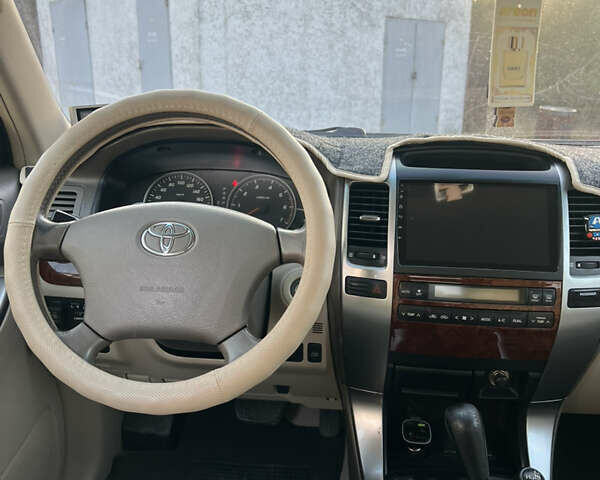 Бежевый Тойота Ленд Крузер Прадо, объемом двигателя 2.69 л и пробегом 330 тыс. км за 11999 $, фото 13 на Automoto.ua