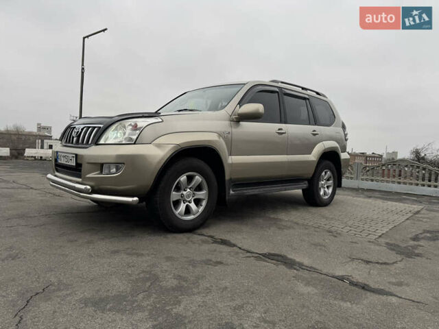 Бежевий Тойота Ленд Крузер Прадо, об'ємом двигуна 3 л та пробігом 201 тис. км за 18500 $, фото 6 на Automoto.ua