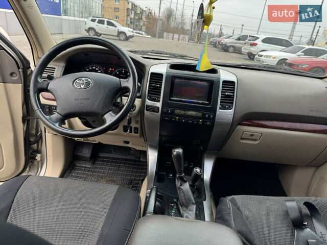 Бежевий Тойота Ленд Крузер Прадо, об'ємом двигуна 3 л та пробігом 201 тис. км за 18500 $, фото 18 на Automoto.ua