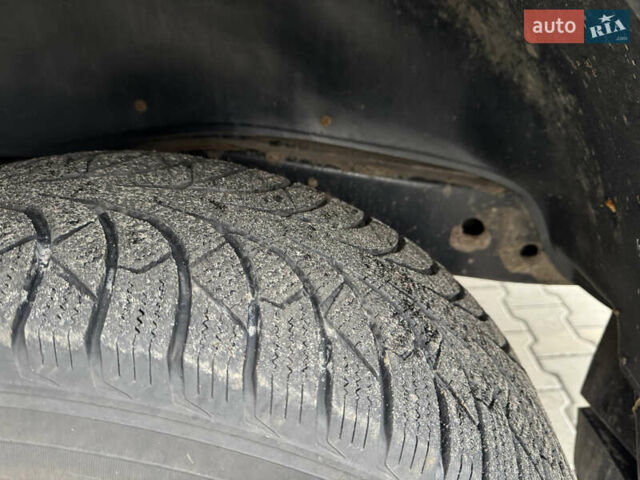 Бежевий Тойота Ленд Крузер Прадо, об'ємом двигуна 3 л та пробігом 201 тис. км за 18500 $, фото 26 на Automoto.ua